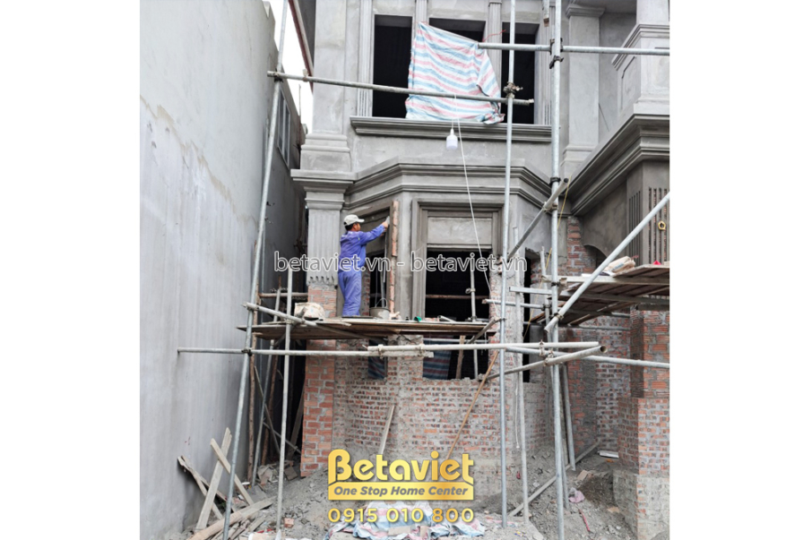 Thi công biệt thự 2 tầng TC22056, giai đoạn thi công phần thô – mặt ngoài công trình (4)