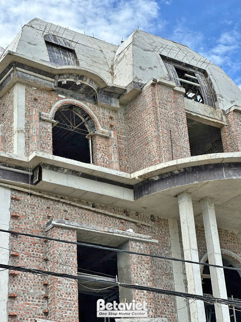 Thi công dinh thự tân cổ điển TC23082, giai đoạn thi công phần thô – kết cấu phần thô (4)