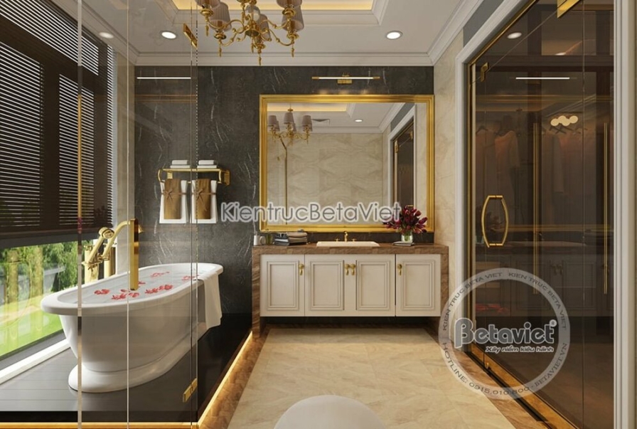 Phòng tắm biệt thự Art Deco NT19320 — đá marble, gương hình học viền đồng thau và phụ kiện mạ vàng cao cấp