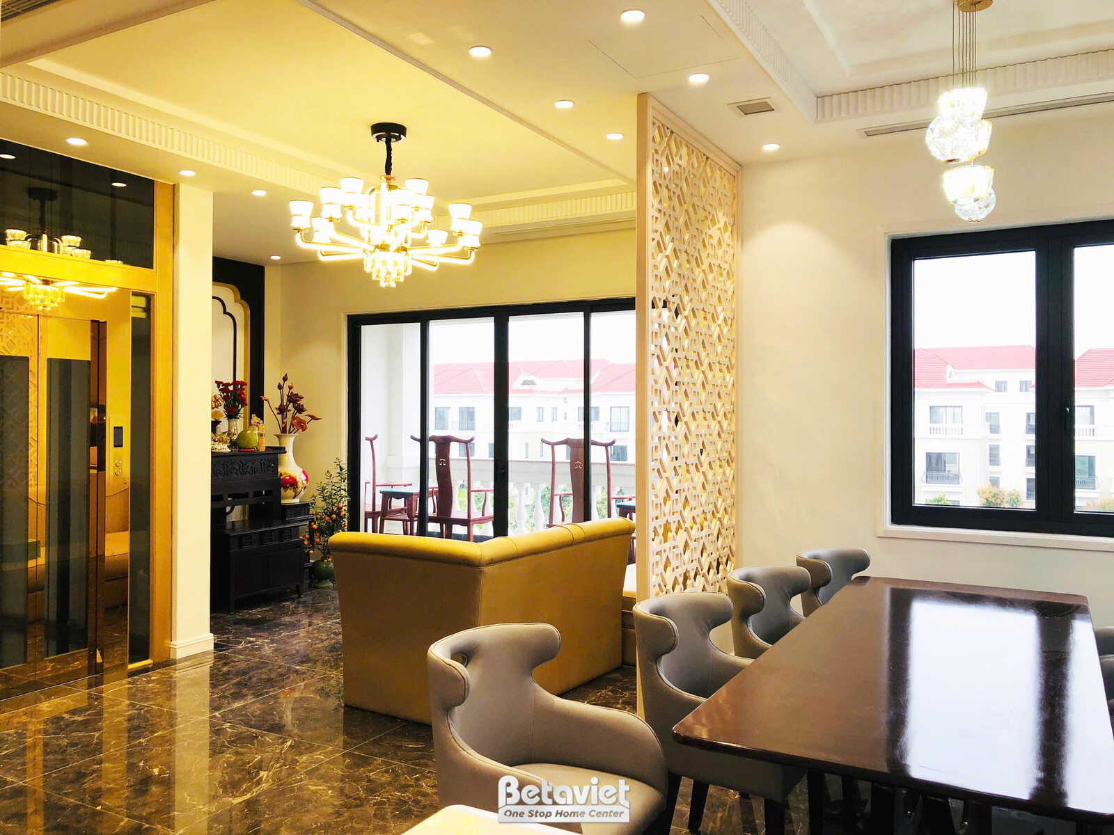 Thi công biệt thự TC5003639, giai đoạn lắp đặt hoàn thiện – phòng bếp và phòng ăn (2)