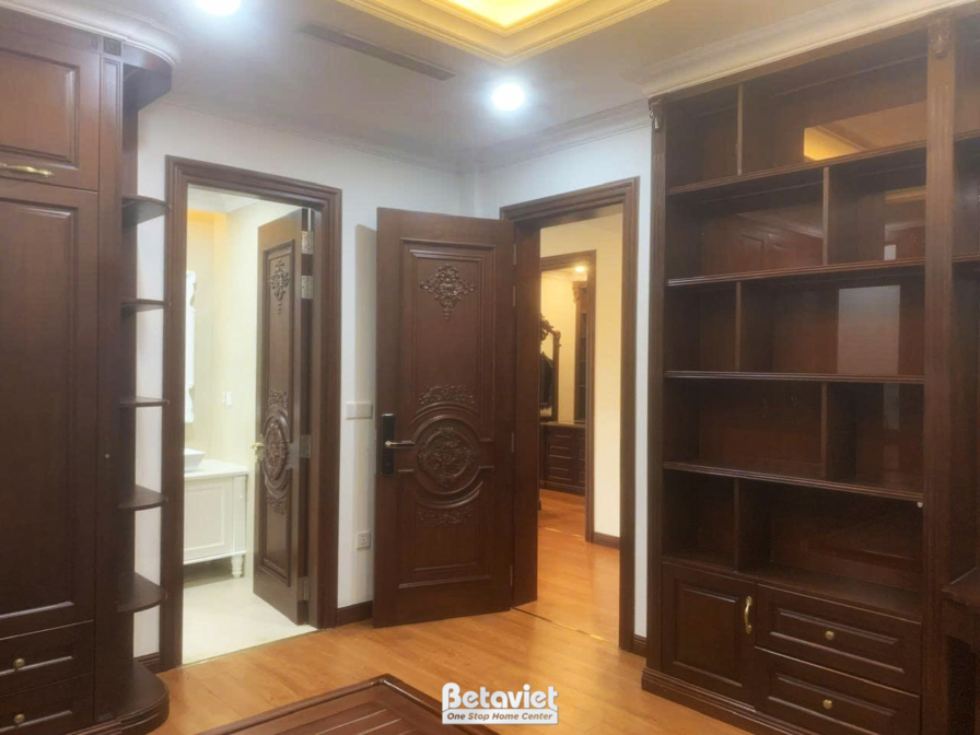 Thi công biệt thự 3 tầng TC23036, giai đoạn hoàn thành – hành lang (3)
