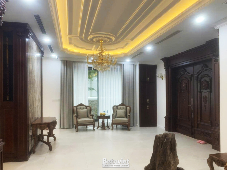 Thi công biệt thự 3 tầng TC23036, giai đoạn hoàn thành – phòng khách (2)
