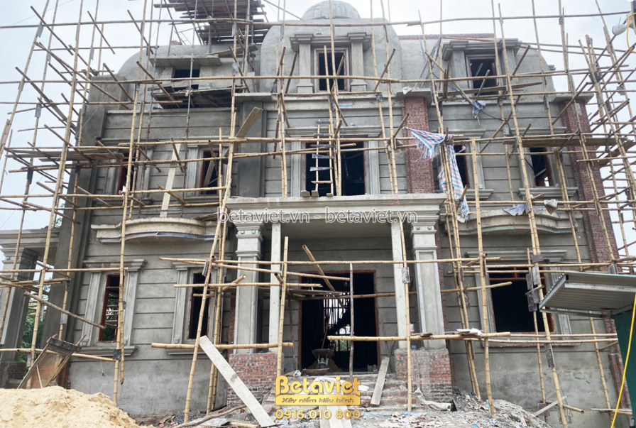 Thi công lâu đài 2 tầng cổ điển TC21083, giai đoạn thi công phần thô – mặt ngoài công trình (27)