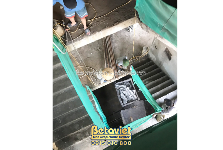 Thi công biệt thự 3 tầng cổ điển TC22030, giai đoạn thi công phần thô – mặt ngoài công trình (13)