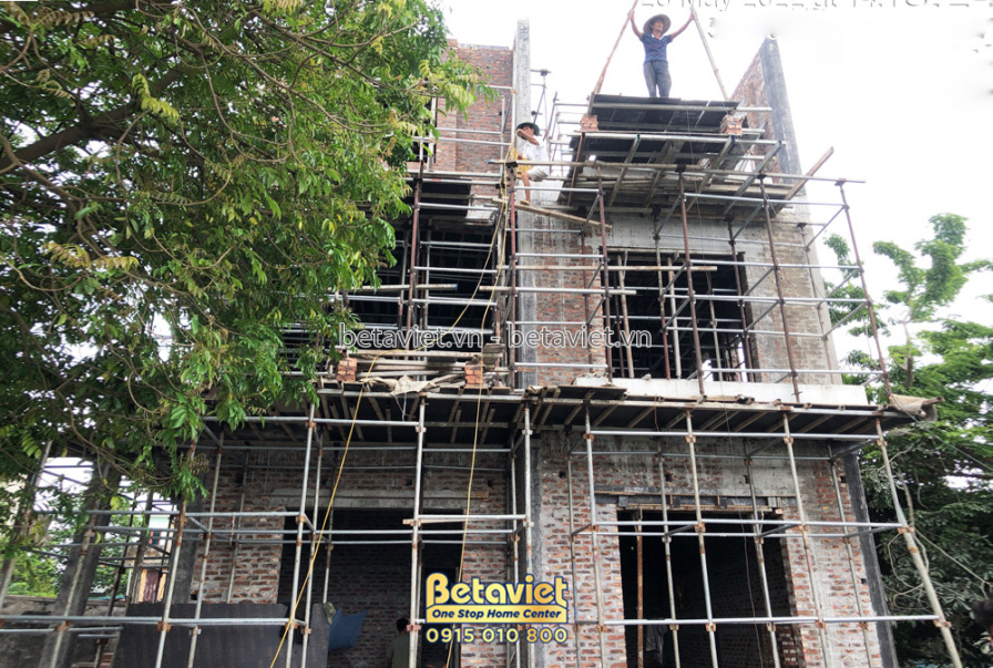 Thi công biệt thự 3 tầng TC21153, giai đoạn thi công phần thô – mặt ngoài công trình (17)