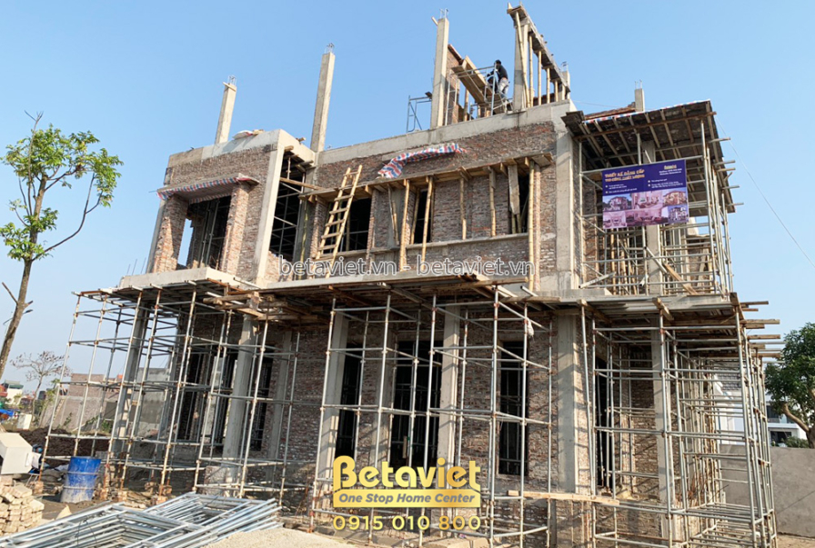 Thi công biệt thự 3 tầng hiện đại TC22156, giai đoạn thi công phần thô – mặt ngoài công trình (9)