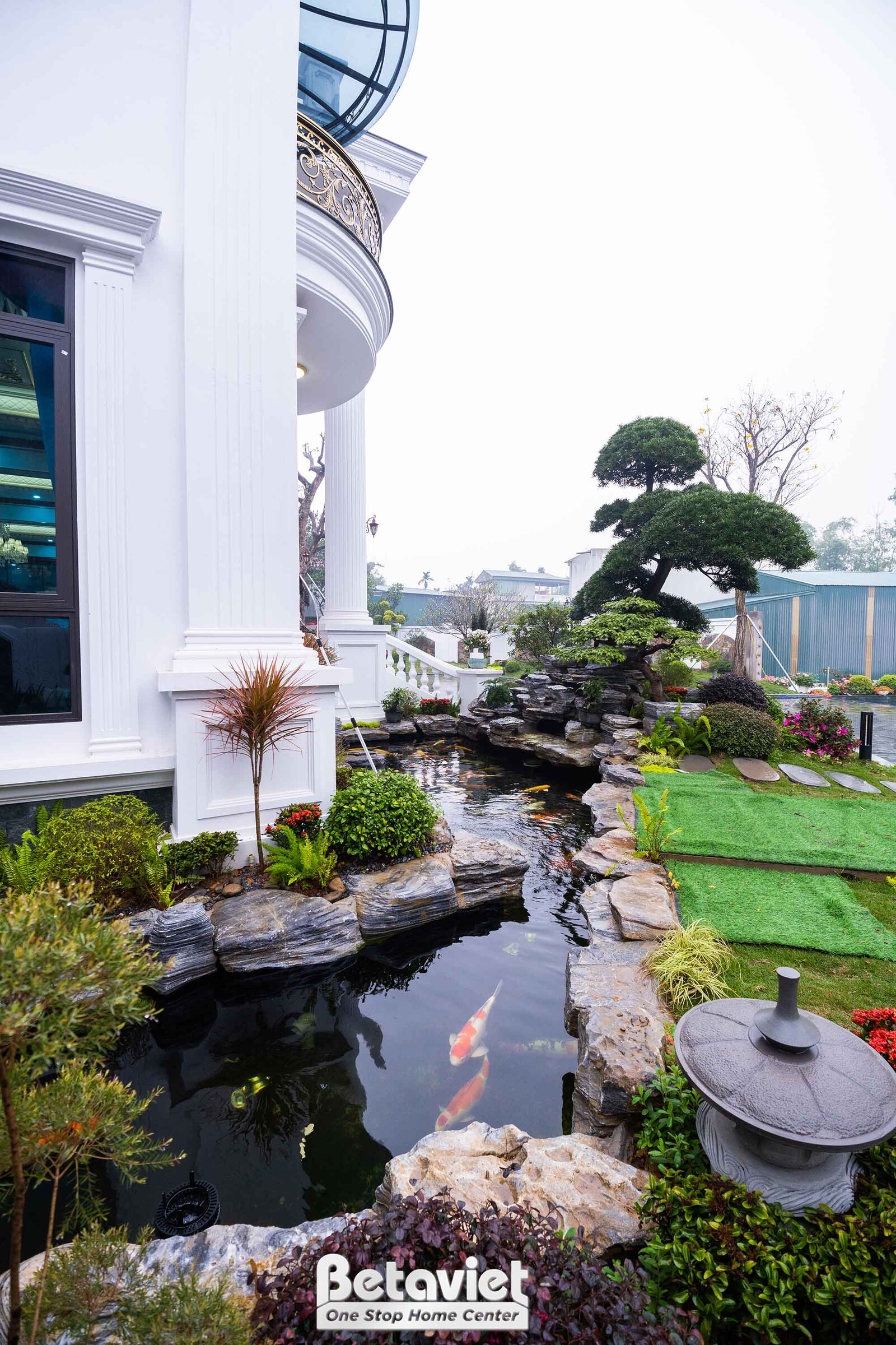 Thi công biệt thự 2 tầng tân cổ điển TC23134, giai đoạn hoàn thành – sân vườn (2)