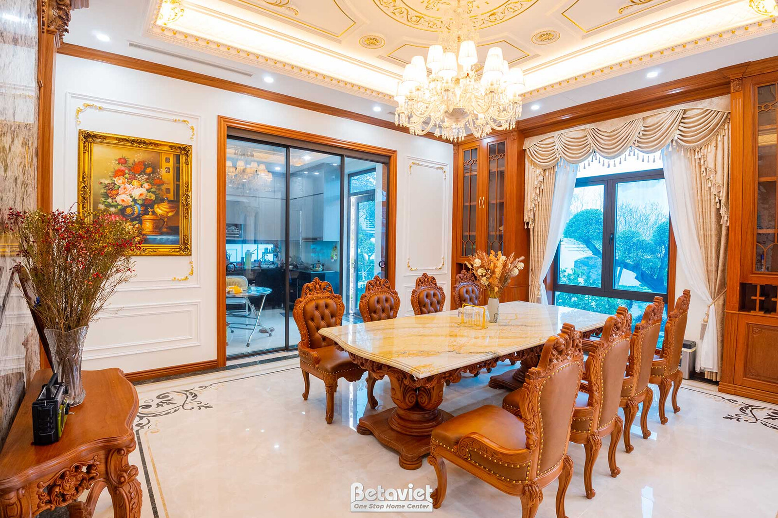 Thi công biệt thự 2 tầng tân cổ điển TC23134, giai đoạn hoàn thành – phòng bếp và phòng ăn