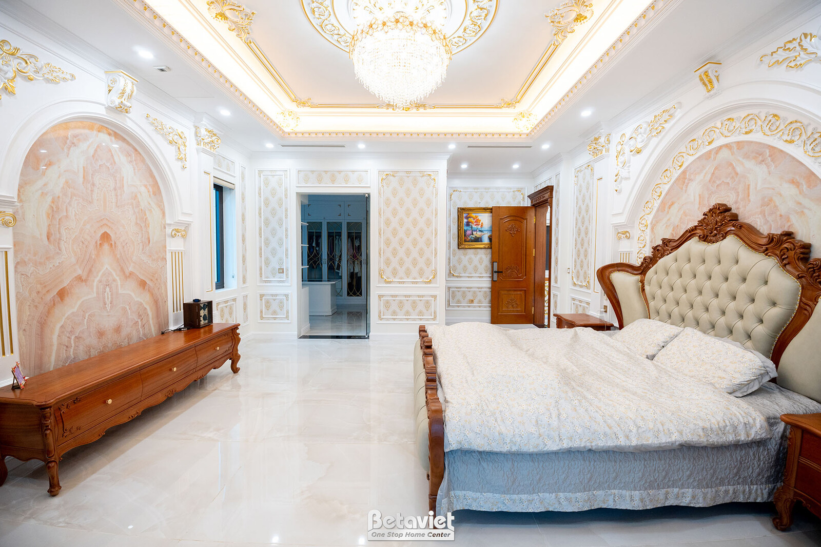 Thi công biệt thự 2 tầng tân cổ điển TC23134, giai đoạn hoàn thành – phòng ngủ (3)