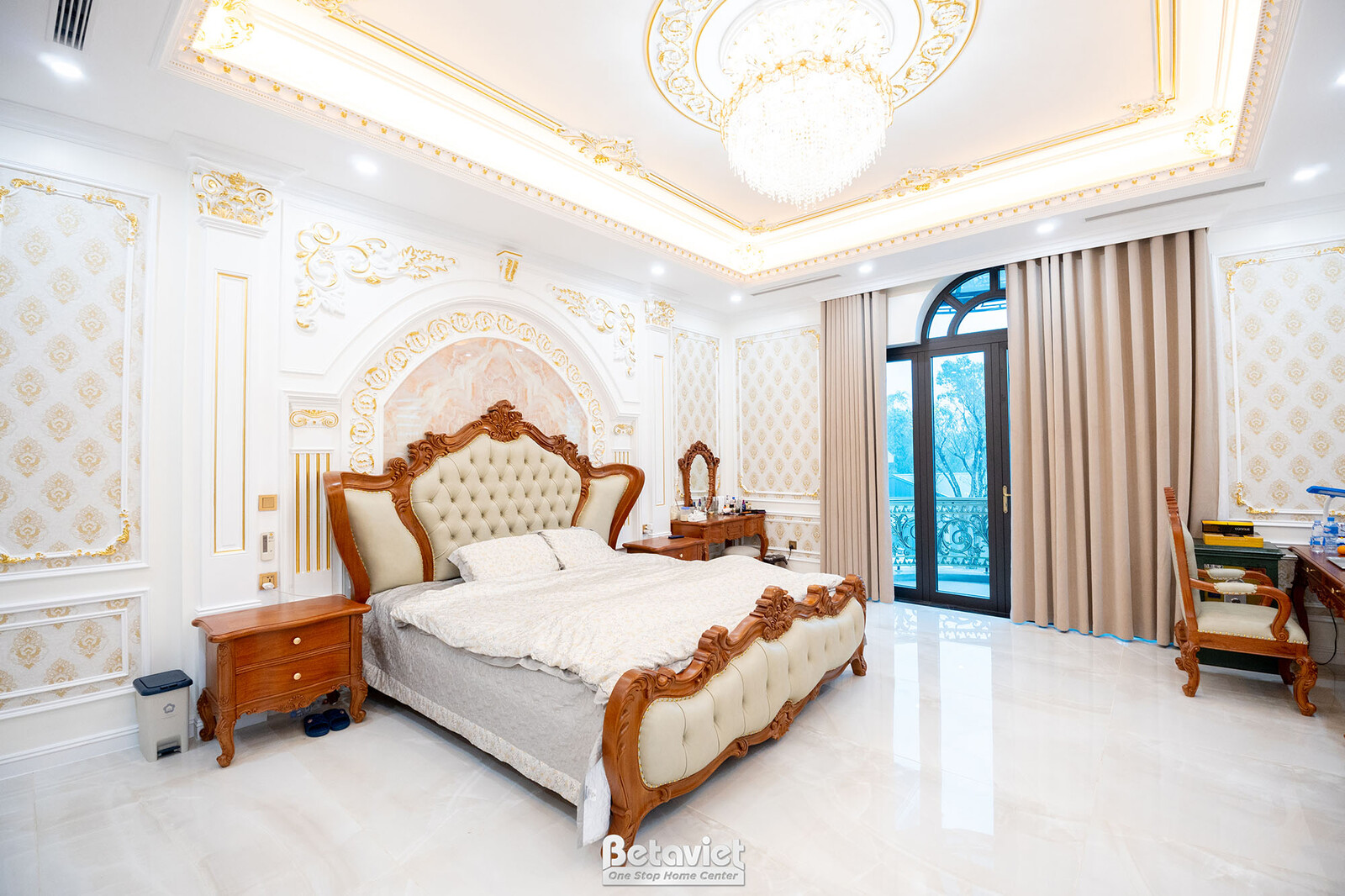 Thi công biệt thự 2 tầng tân cổ điển TC23134, giai đoạn hoàn thành – phòng ngủ (5)