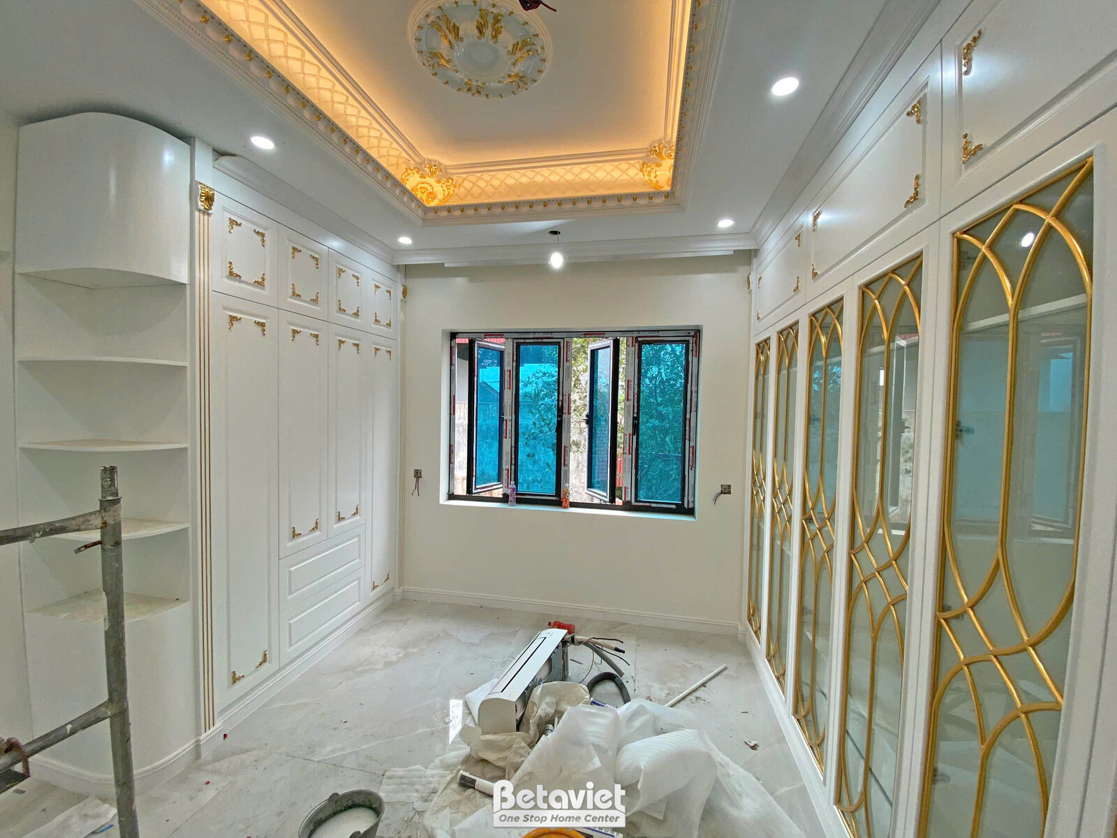 Thi công biệt thự 2 tầng tân cổ điển TC23134, giai đoạn lắp đặt hoàn thiện – phòng ngủ (3)