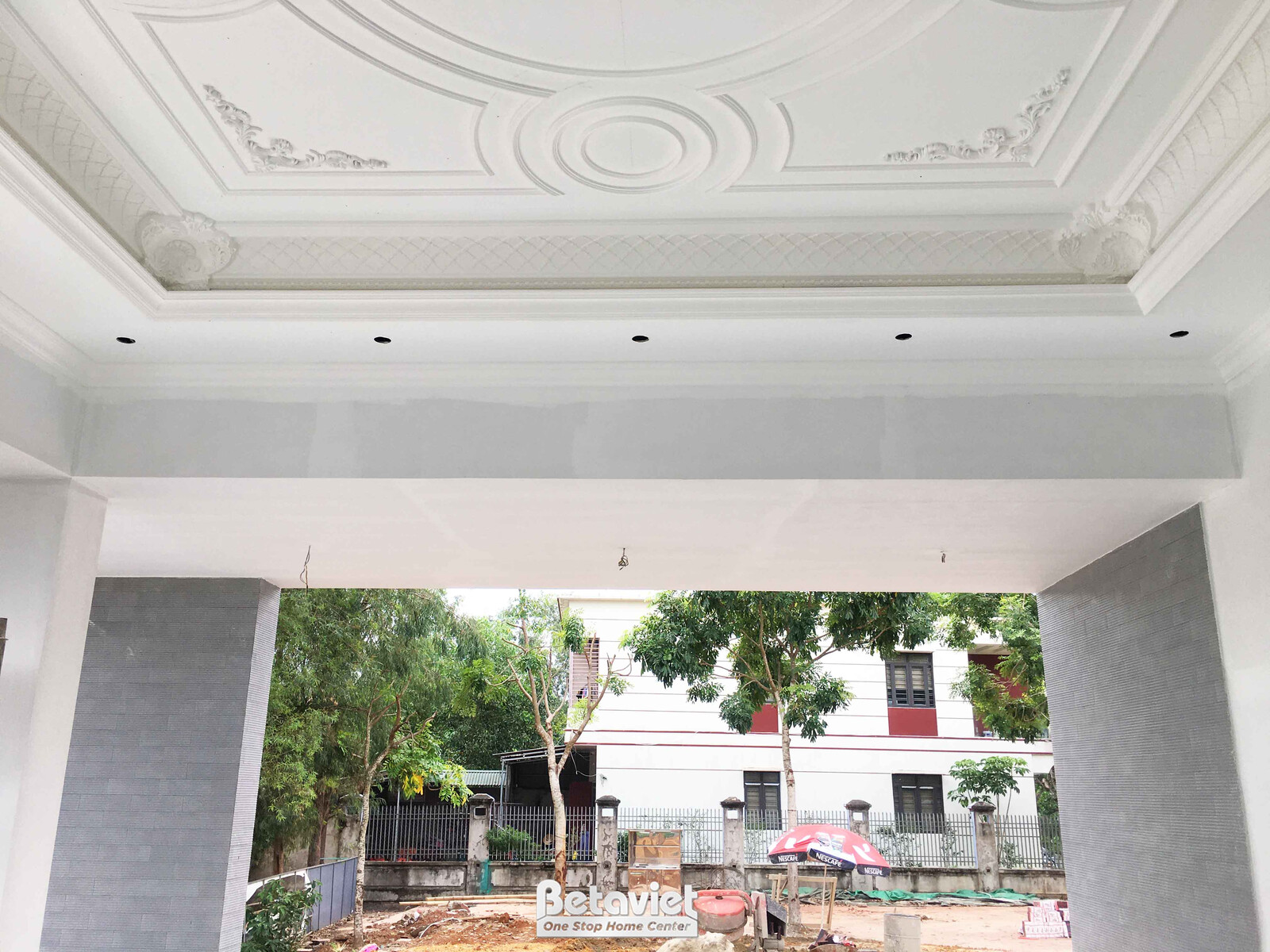 Thi công biệt thự TC24633, giai đoạn thi công nội thất – mặt ngoài công trình