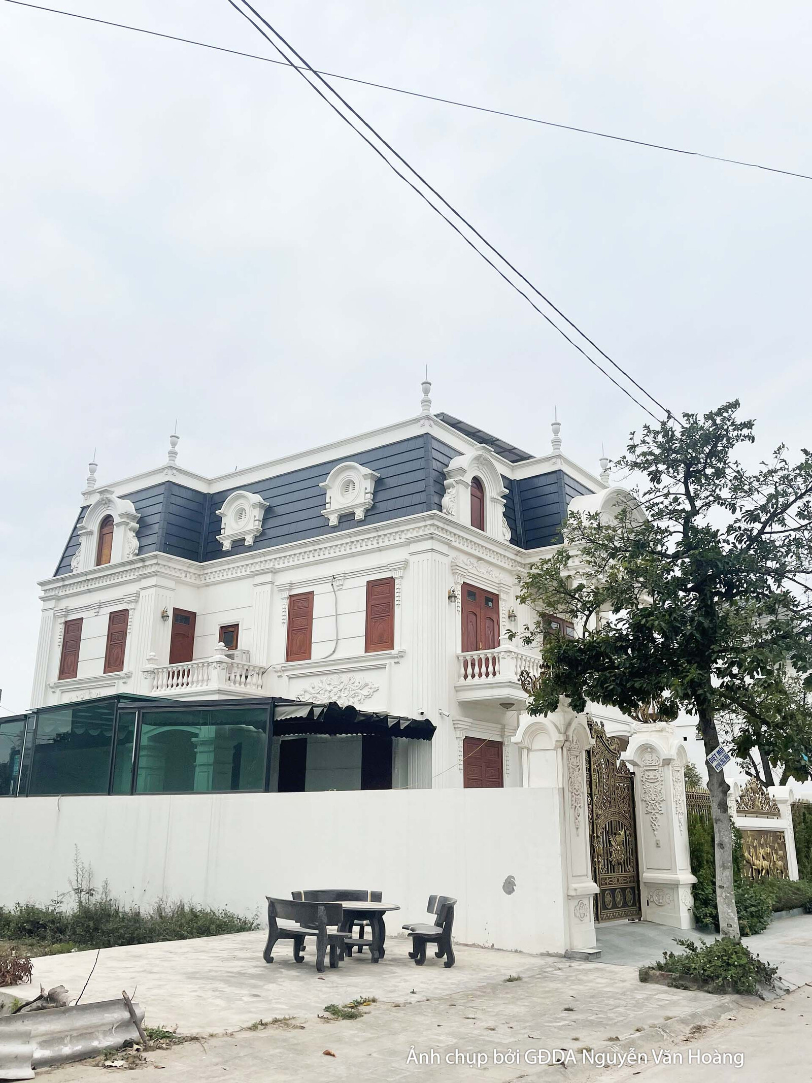 Thi công biệt thự 2 tầng TC24647, giai đoạn hoàn thành – mặt ngoài công trình (3)