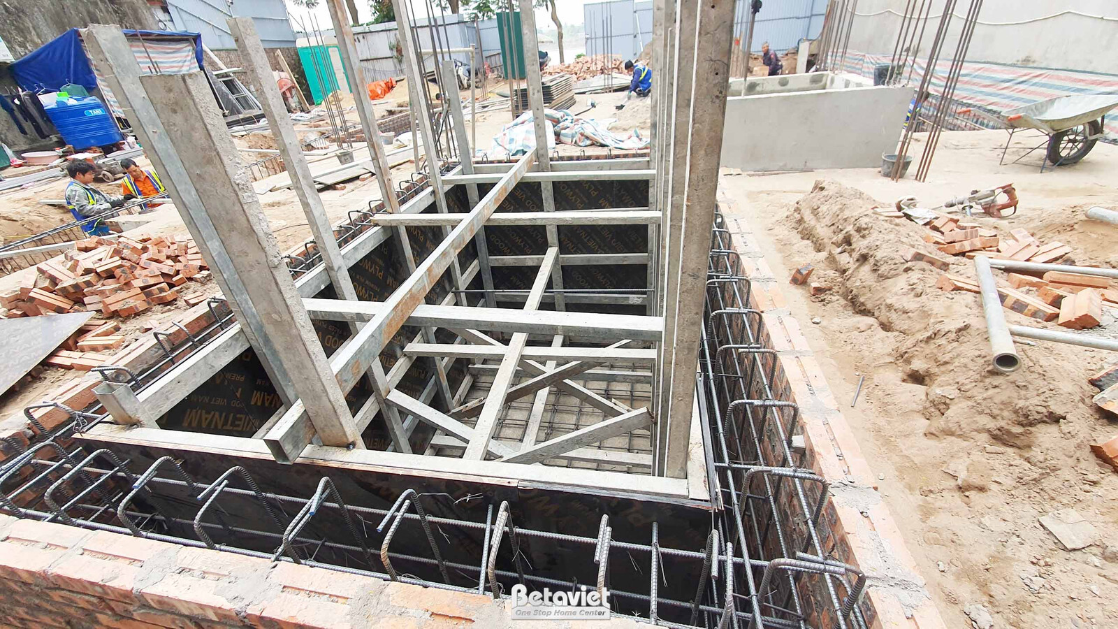 Thi công biệt thự 3 tầng tân cổ điển TC2009134, giai đoạn thi công phần thô – kết cấu phần thô (39)