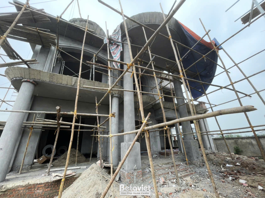 Thi công biệt thự 3 tầng mái Nhật TC2008277, giai đoạn thi công phần thô – mặt ngoài công trình (3)
