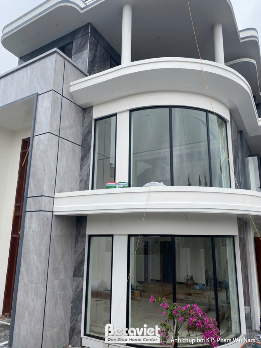 Thi công biệt thự hiện đại TC9188719, giai đoạn thi công phần thô – mặt ngoài công trình (2)