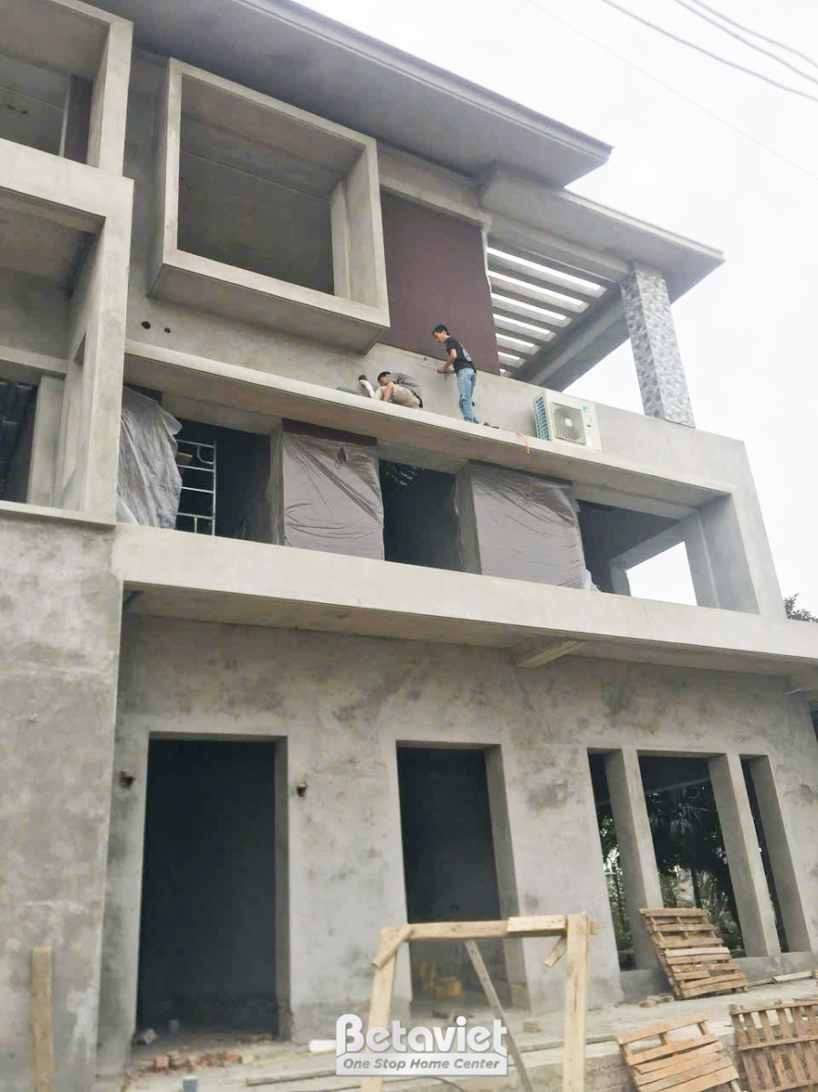 Thi công biệt thự 3 tầng hiện đại TC24024, giai đoạn thi công phần thô – mặt ngoài công trình (9)