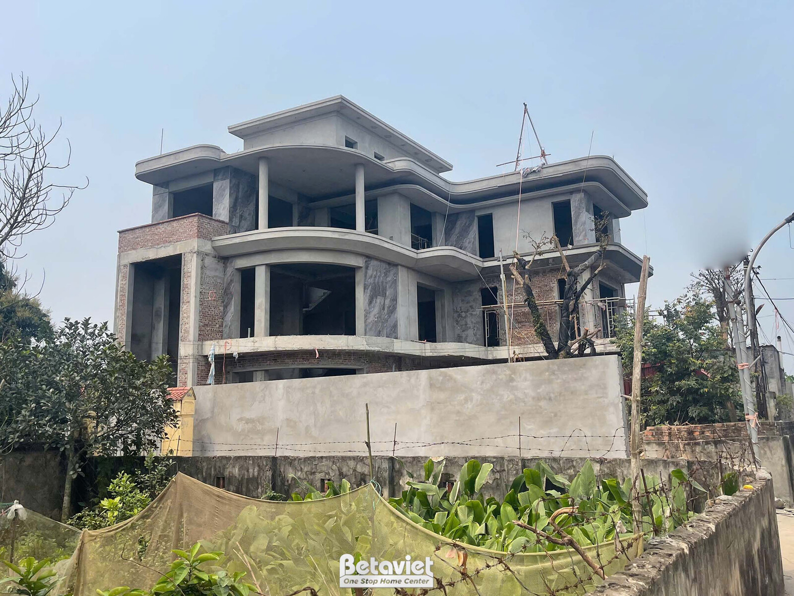 Thi công biệt thự hiện đại TC9188719, giai đoạn thi công phần thô – mặt ngoài công trình (5)