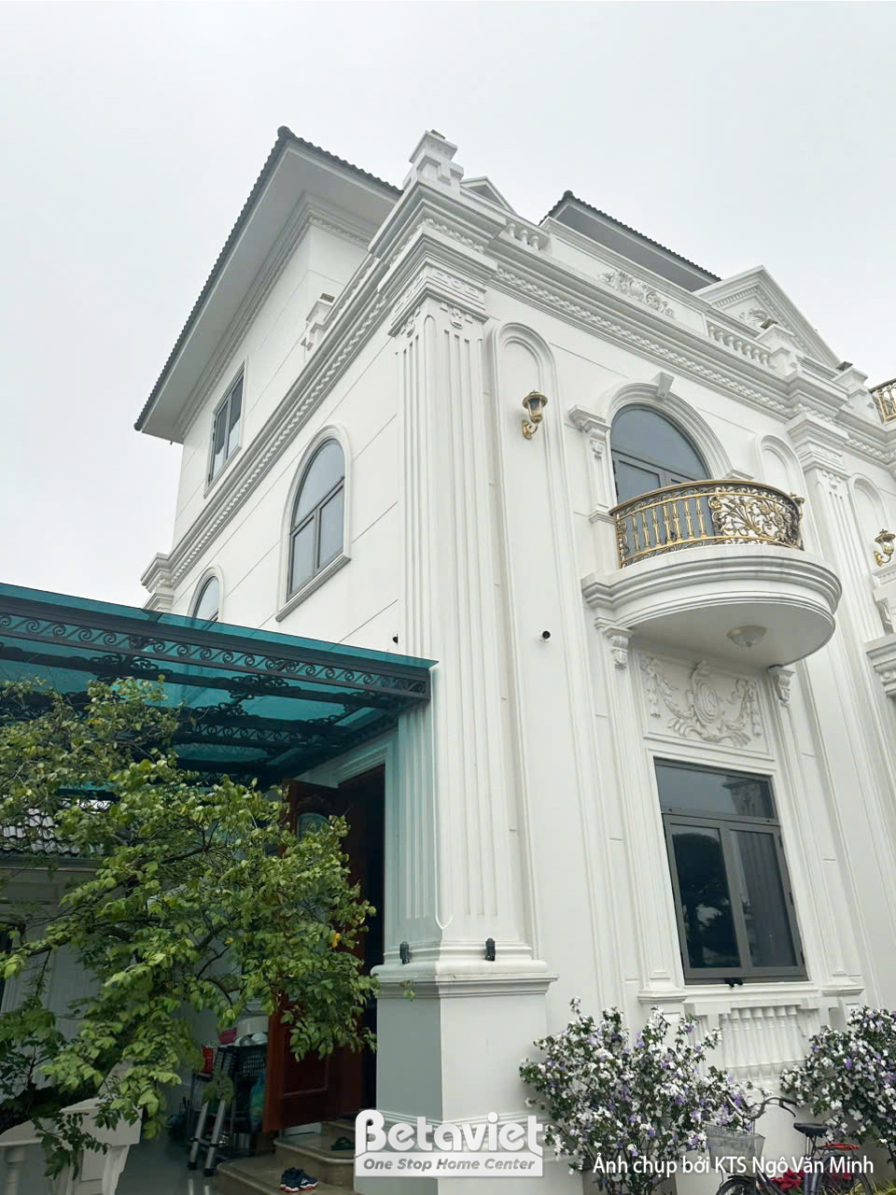 Thi công biệt thự 2 tầng tân cổ điển TC25811, giai đoạn hoàn thành – mặt ngoài công trình (5)