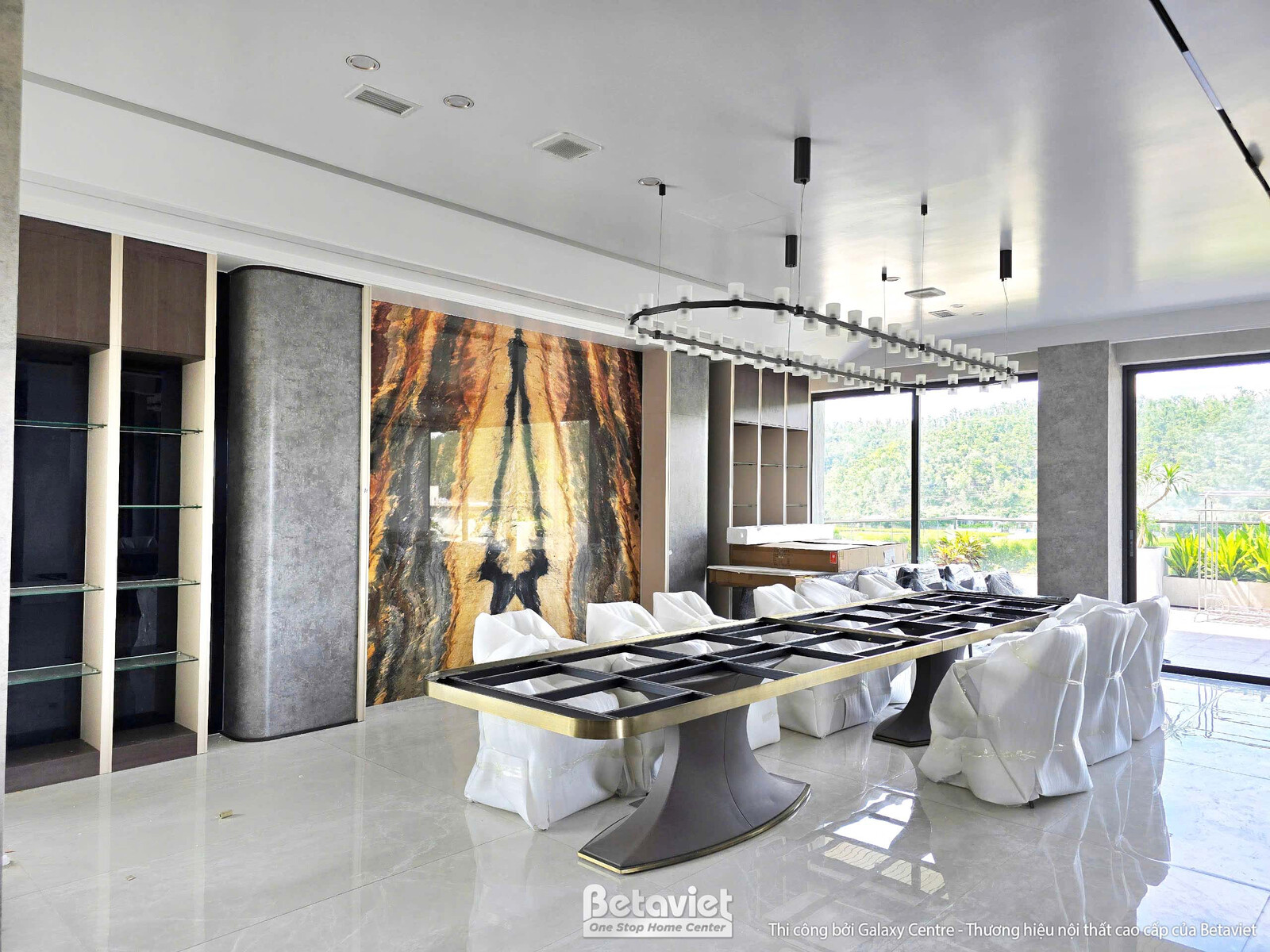 Thi công biệt thự hiện đại TC25918, giai đoạn lắp đặt hoàn thiện – mặt ngoài công trình (5)