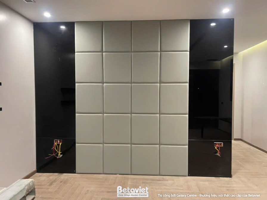 Thi công biệt thự hiện đại TC25918, giai đoạn lắp đặt hoàn thiện – phòng ngủ (3)
