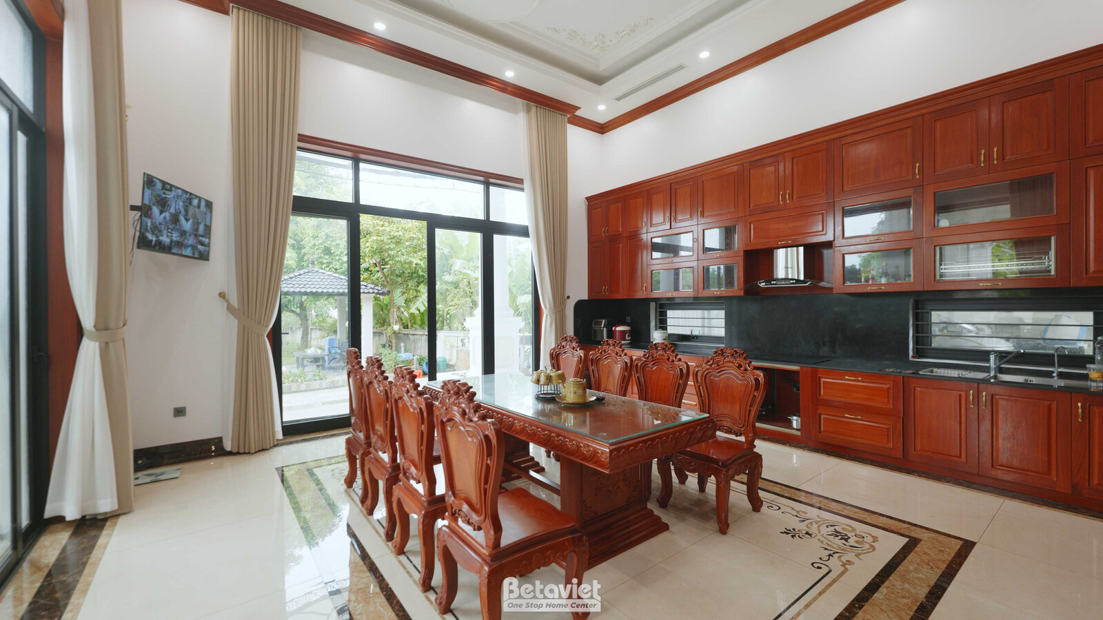 Thi công biệt thự 1 tầng tân cổ điển TC2003539, giai đoạn hoàn thành – phòng bếp và phòng ăn (2)