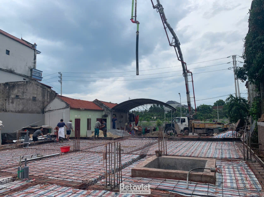 Thi công biệt thự hiện đại TC2009342, giai đoạn khởi công – mặt ngoài công trình (2)